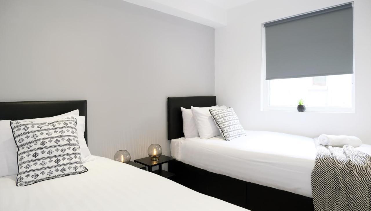 The Kop End Hotel By Serviced Living 利物浦 外观 照片